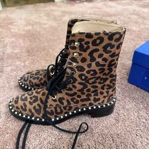 Stuart Weizman CHEETA Ankle Boots